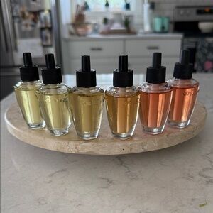 Bath & Body Works Wallflower Refills (The Amber Mystery Set of 6)